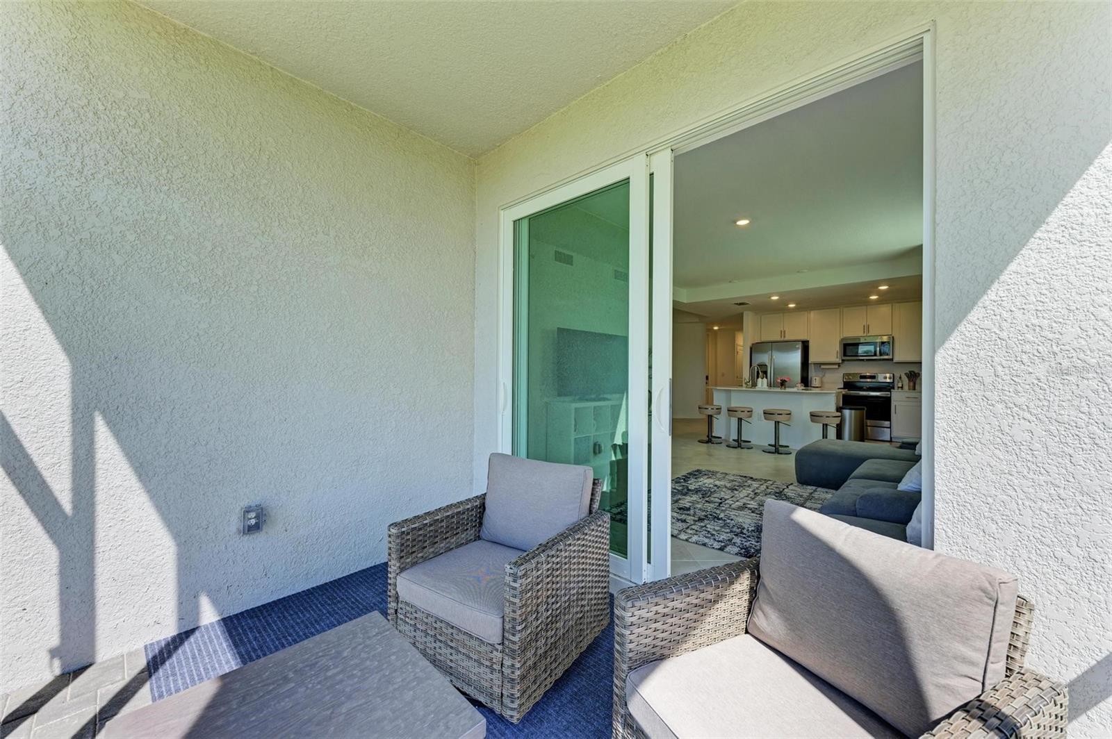 TERRACE 11/WELLEN PK PH II - Residential Lease