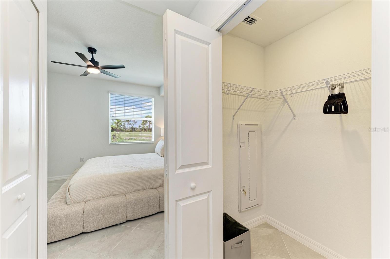 TERRACE 11/WELLEN PK PH II - Residential Lease