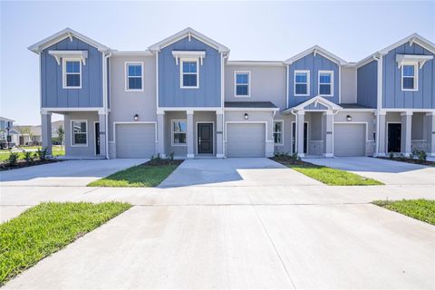 Photo of 2642 Runners Circle, Clermont, FL 34714 (MLS # O6410188)