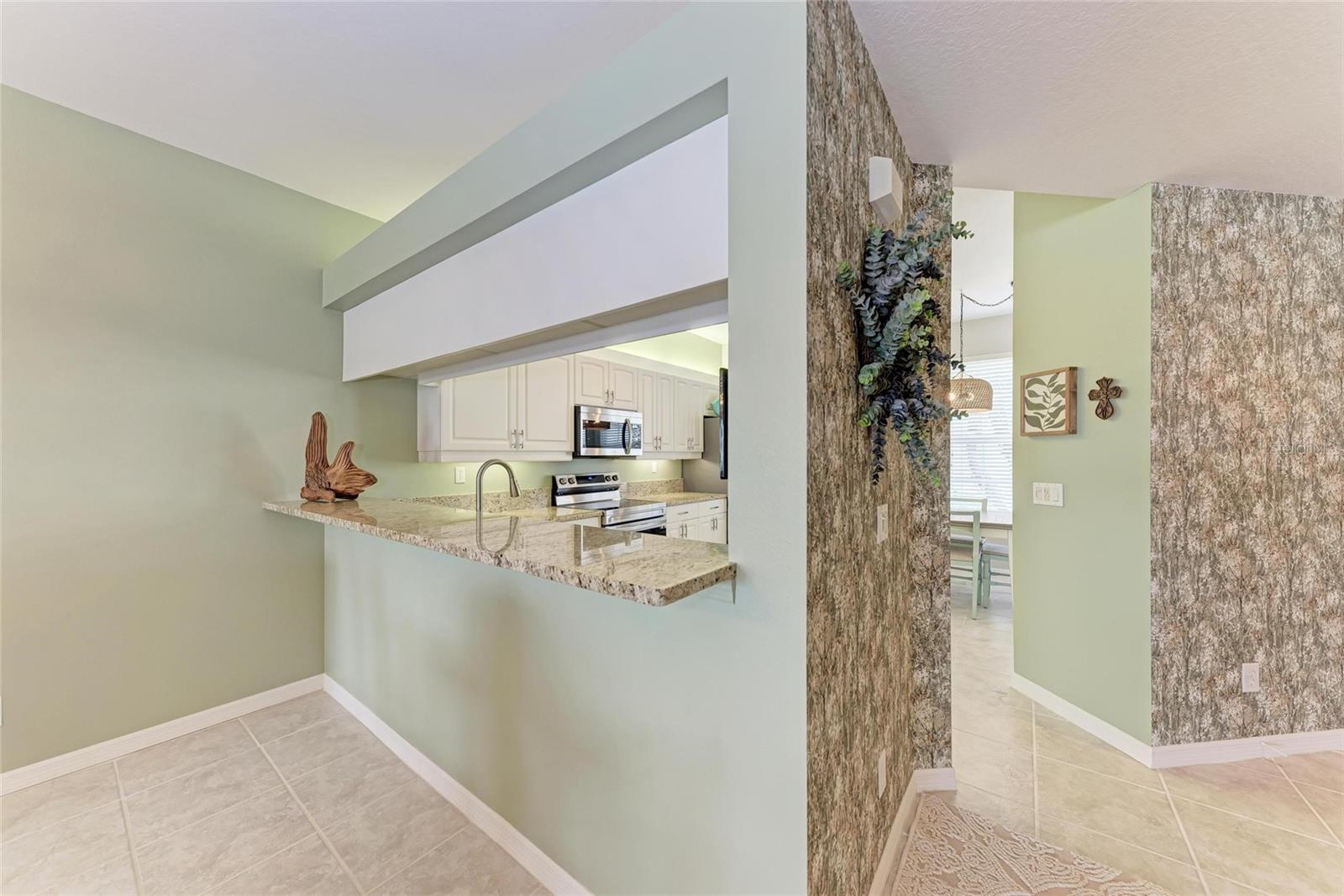 119 WOODBRIDGE DRIVE 103, VENICE, FL, 34293 3 119 WOODBRIDGE DRIVE 103
