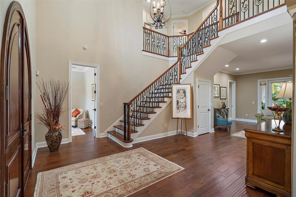 SNELL ISLE SHORES - Residential