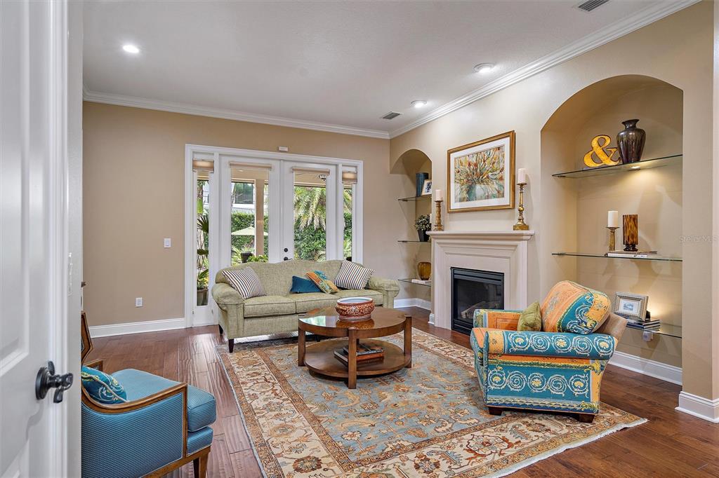 SNELL ISLE SHORES - Residential