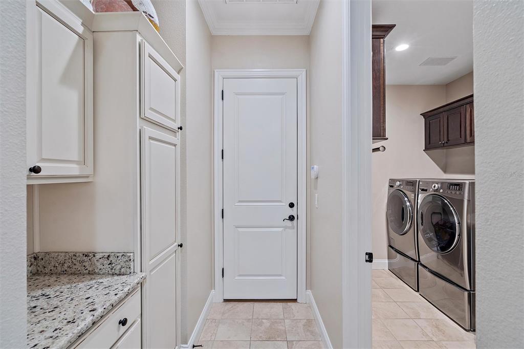 SNELL ISLE SHORES - Residential