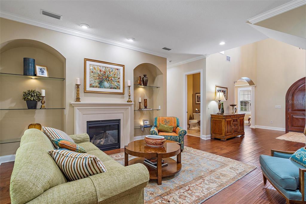 SNELL ISLE SHORES - Residential