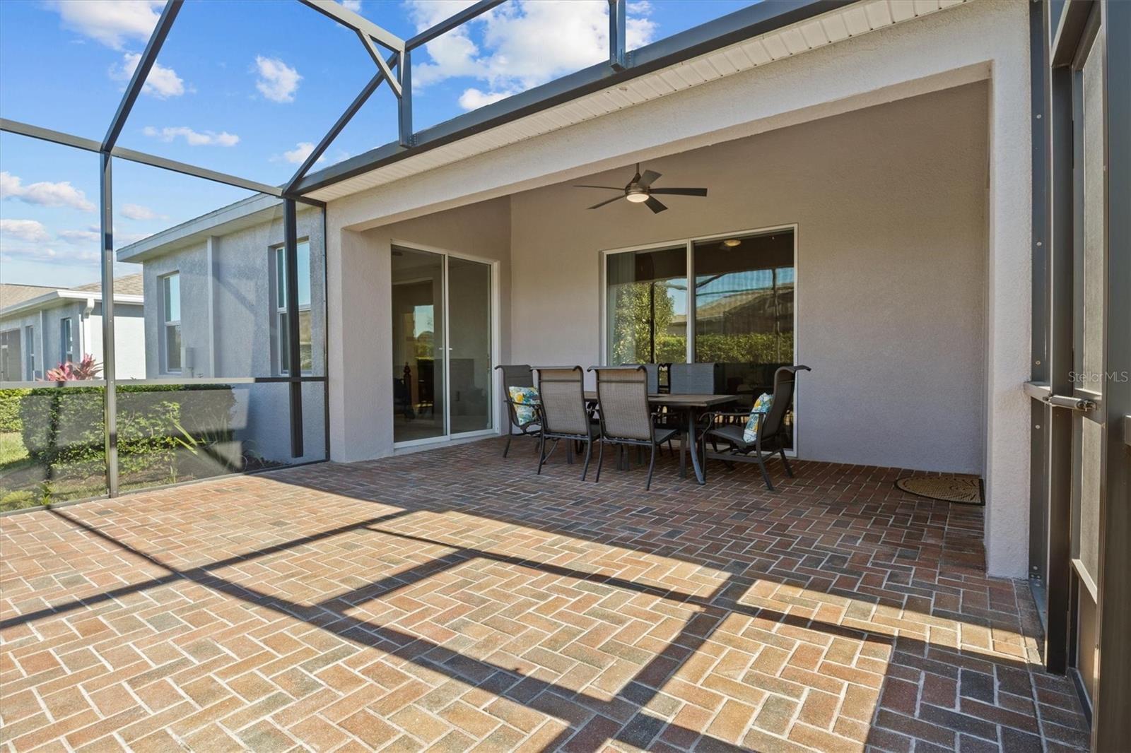 TRADITIONS PH 02 - Residential