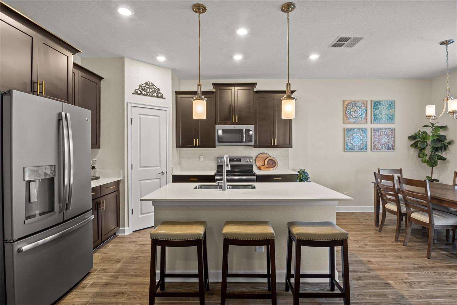 TRADITIONS PH 02 - Residential