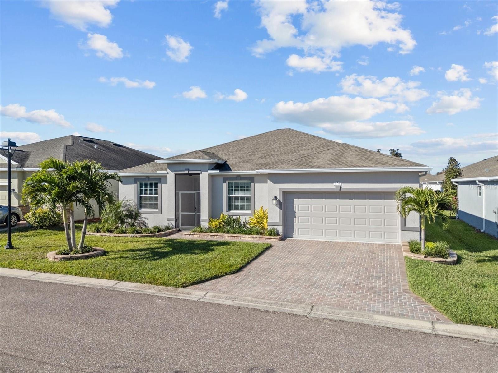 TRADITIONS PH 02 - Residential