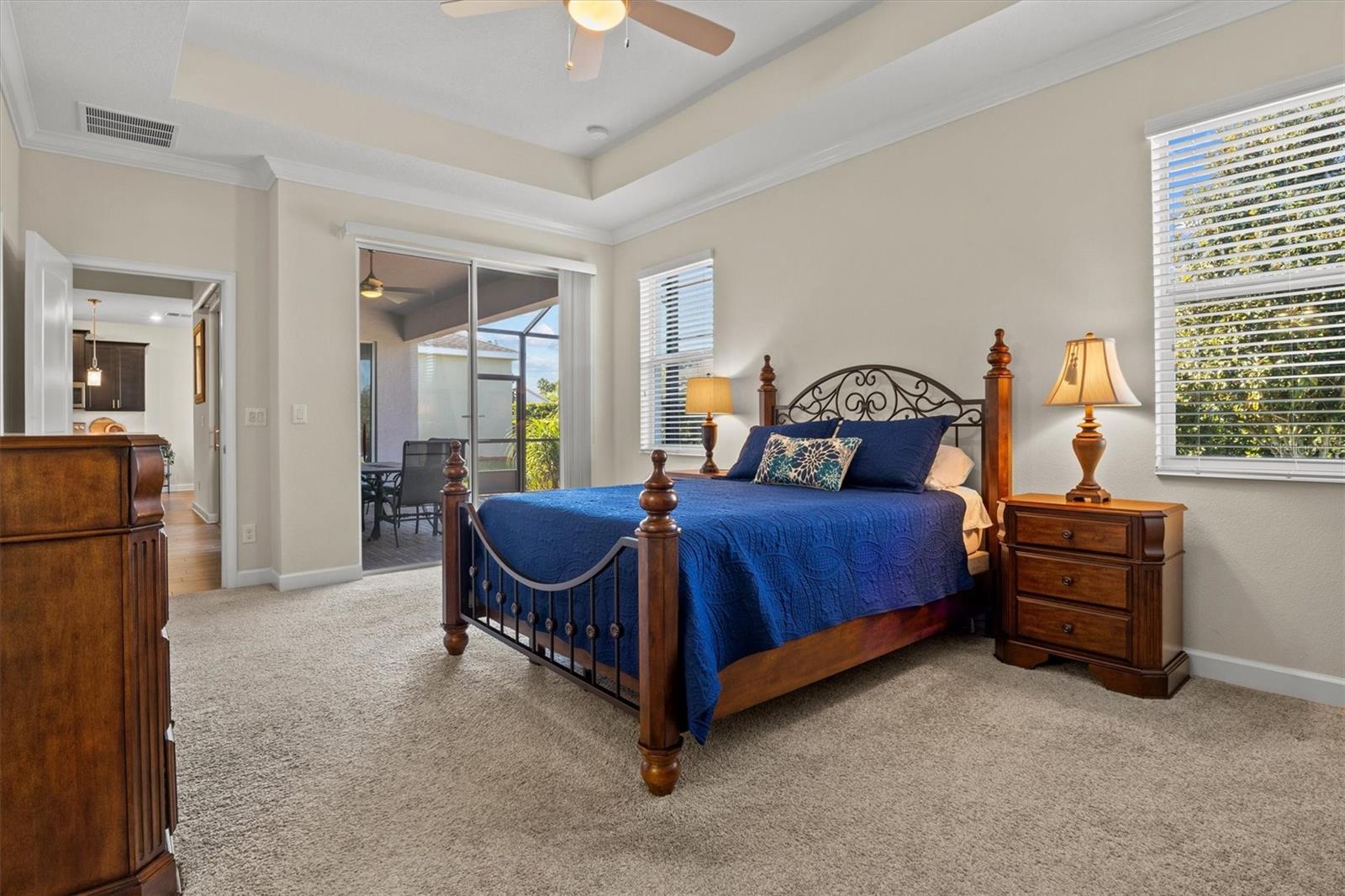 TRADITIONS PH 02 - Residential