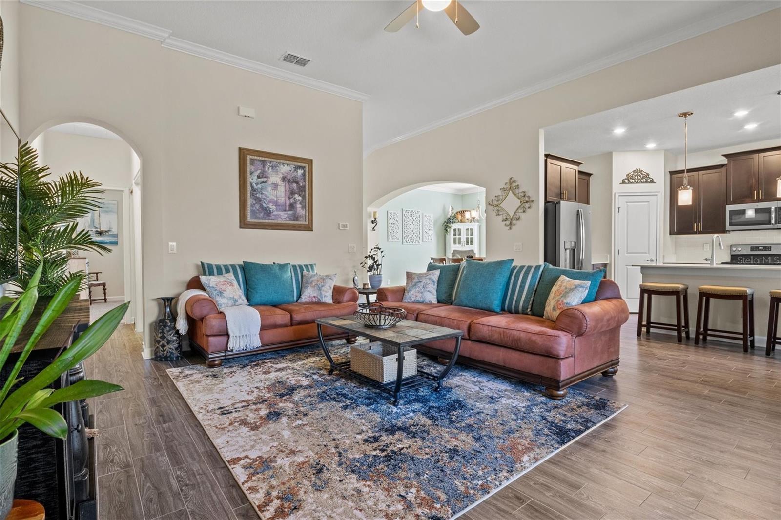 TRADITIONS PH 02 - Residential