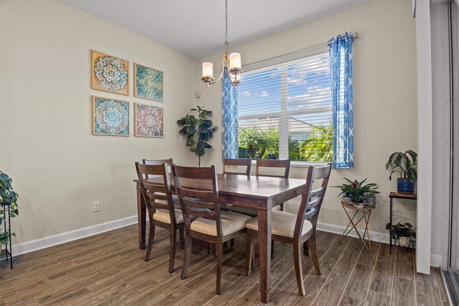 TRADITIONS PH 02 - Residential