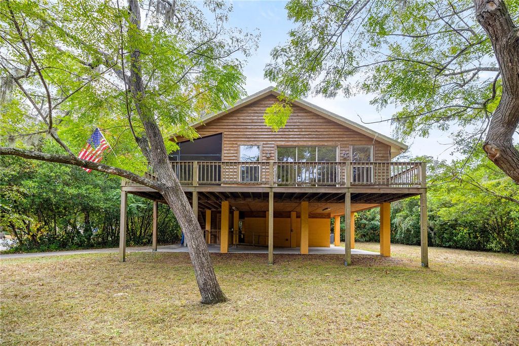Photo of 12144 N Goldendale Avenue, Dunnellon, FL 34433 (MLS # OM711628)