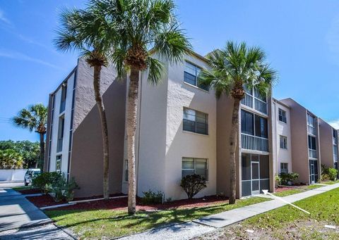 519 ALBEE FARM ROAD 116 VENICE FL 34285