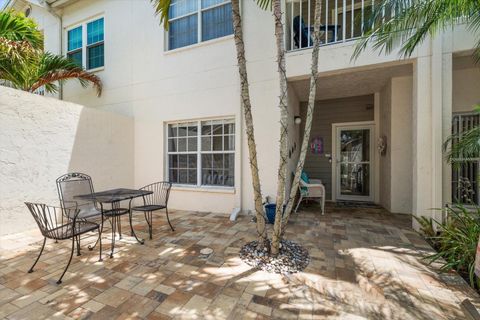 Photo of 11320 Harbor Way #1728, Largo, FL 33774 (MLS # TB8506605)
