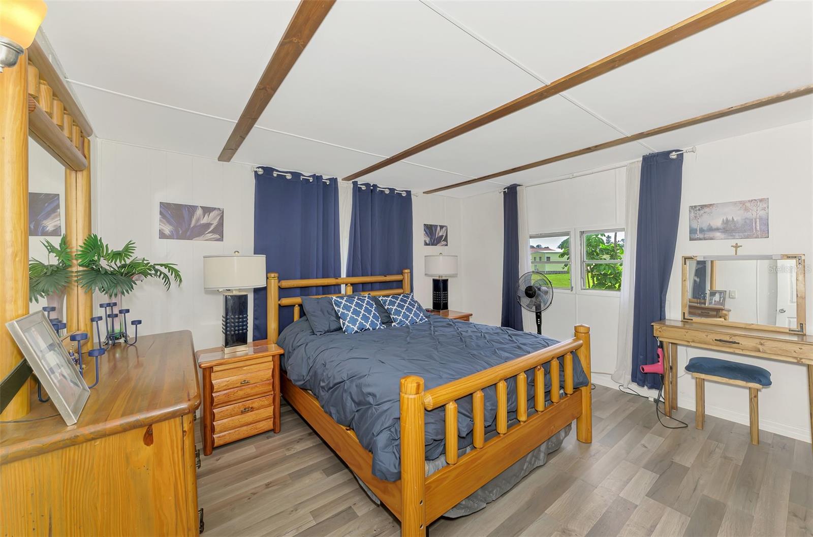 HOLIDAY PARK - Residential