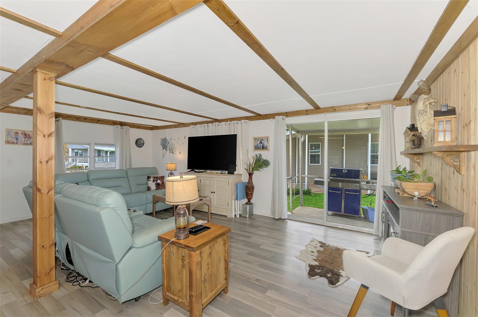 HOLIDAY PARK - Residential