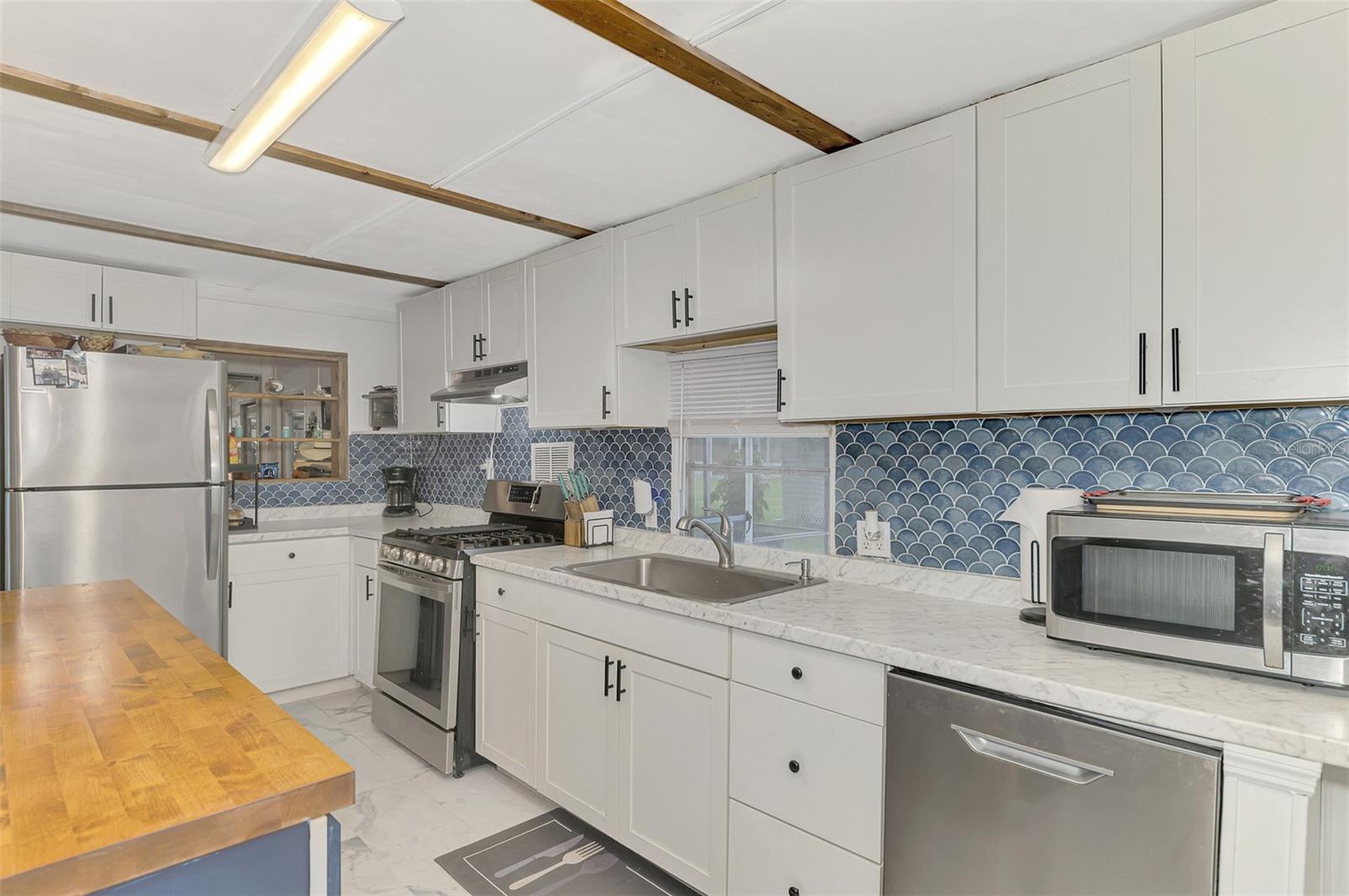 HOLIDAY PARK - Residential