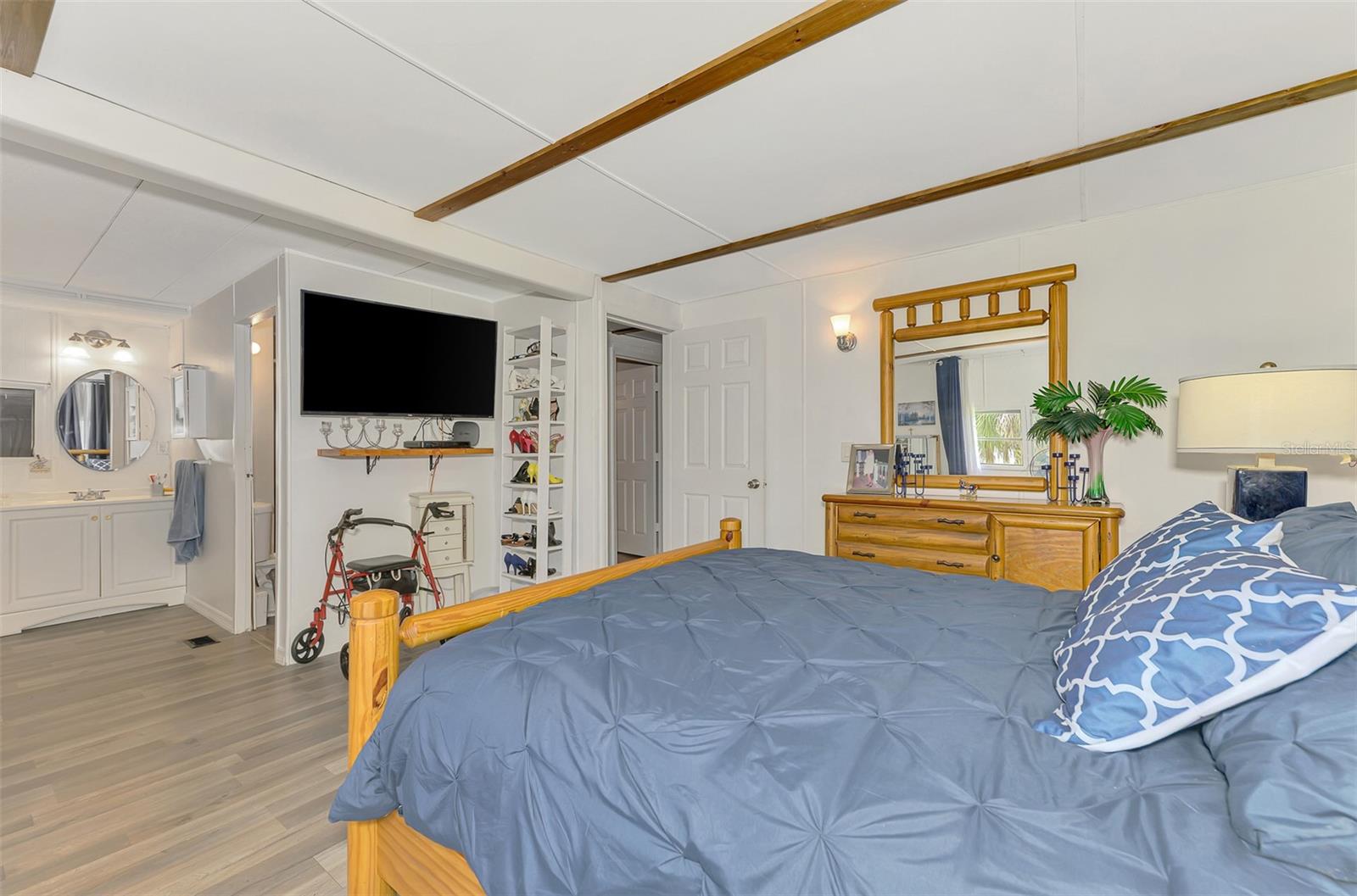 HOLIDAY PARK - Residential