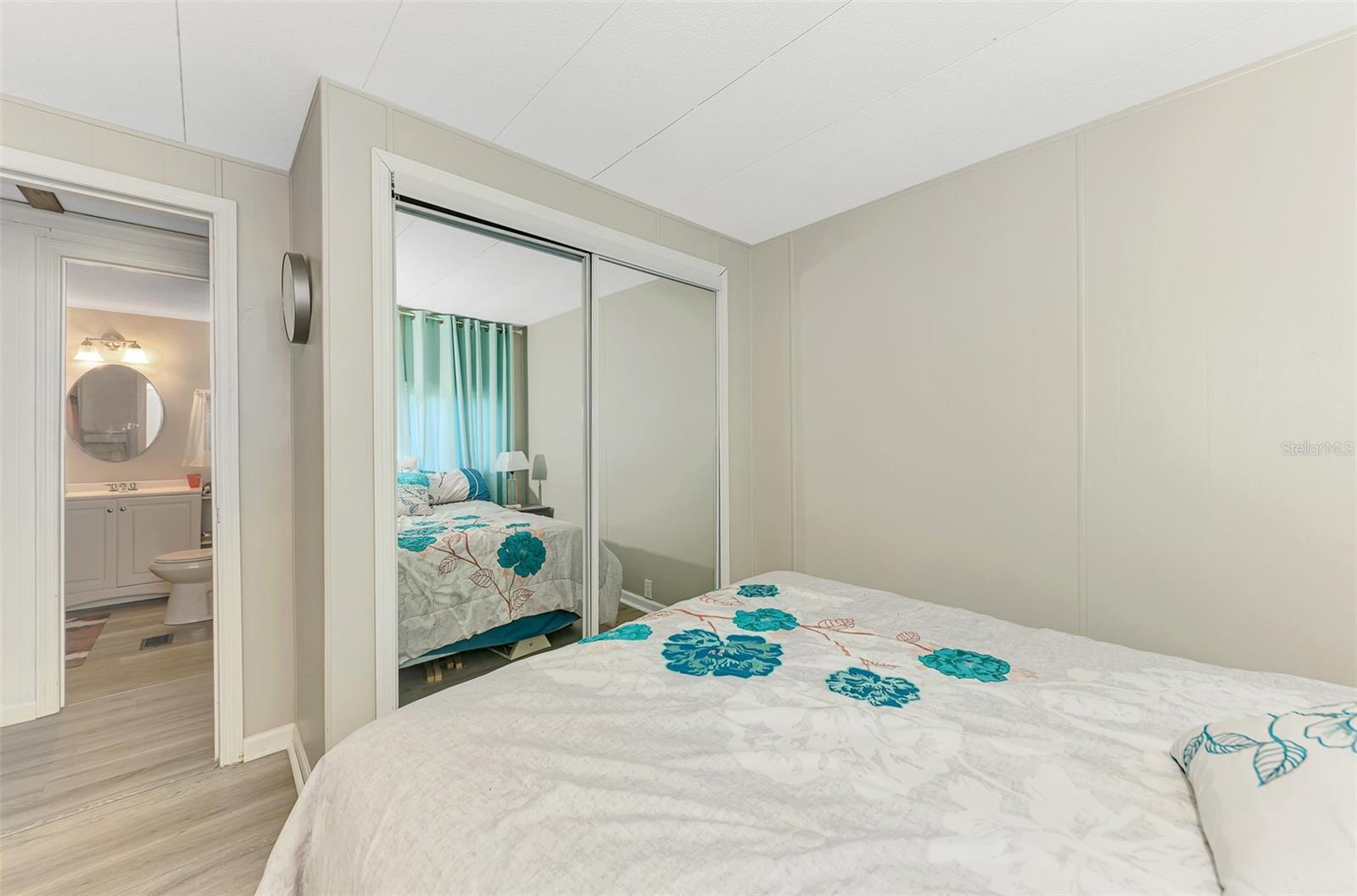 HOLIDAY PARK - Residential