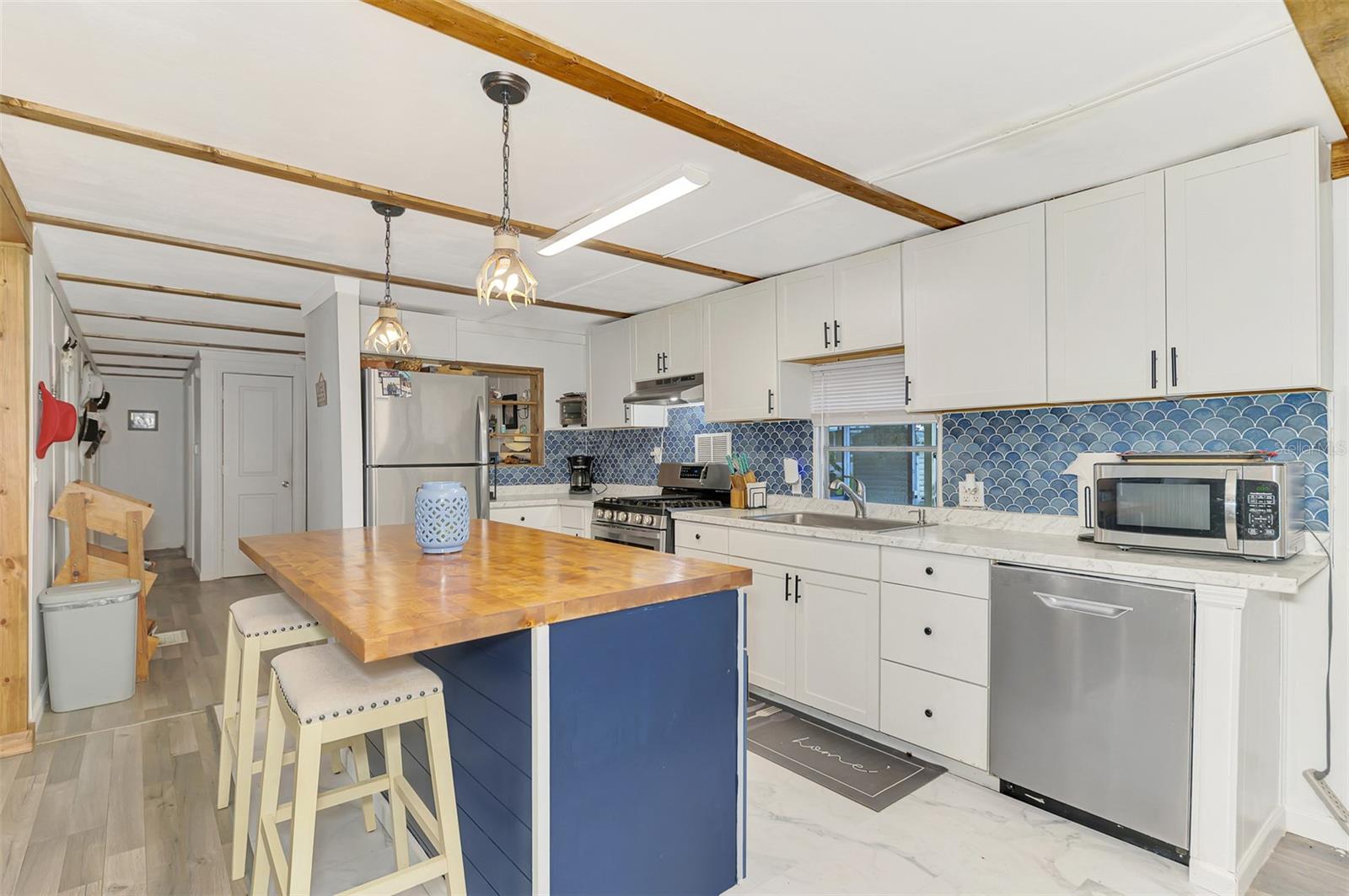 HOLIDAY PARK - Residential