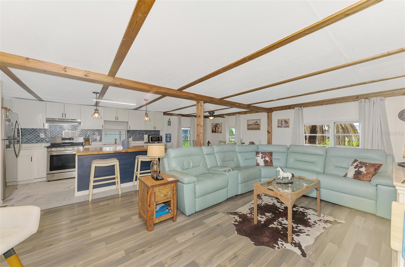 HOLIDAY PARK - Residential