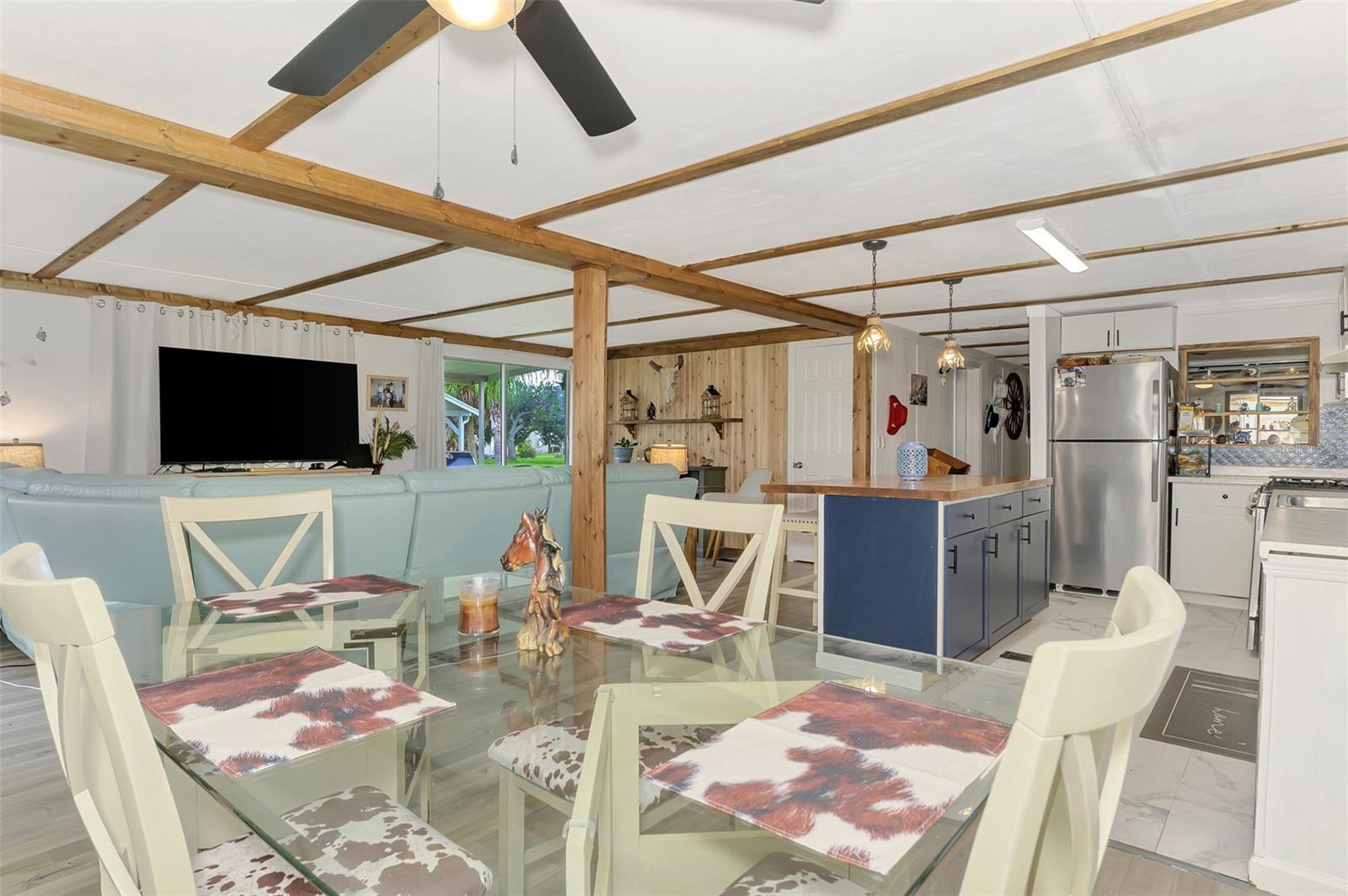 HOLIDAY PARK - Residential