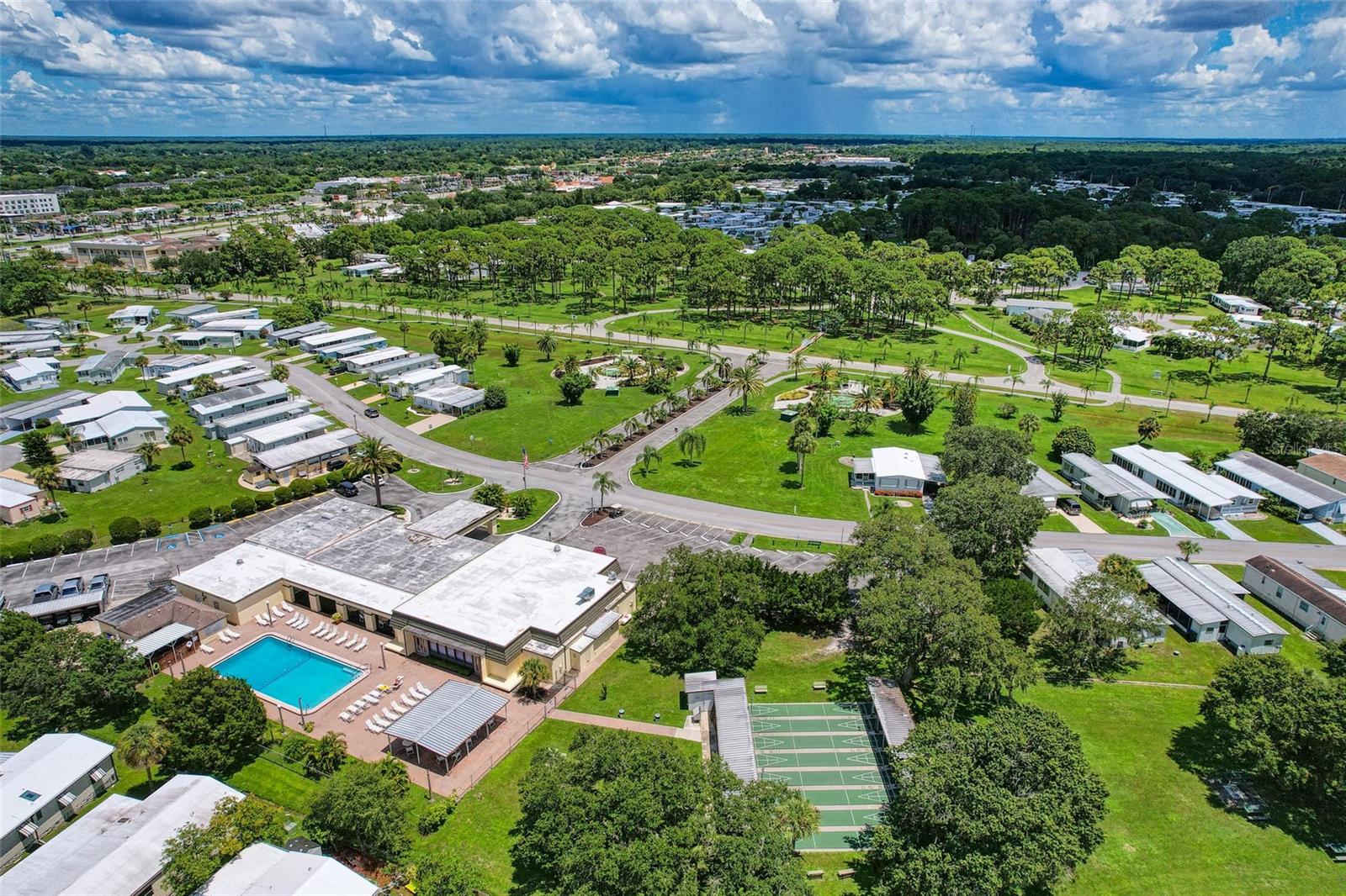 HOLIDAY PARK - Residential