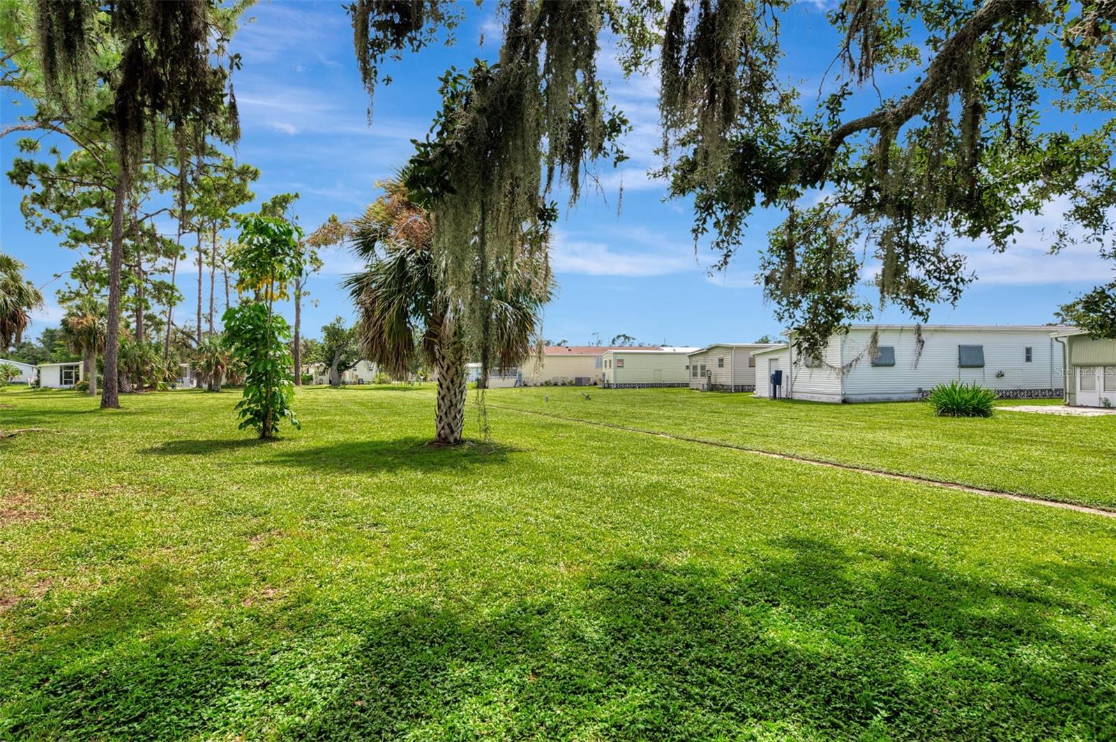 HOLIDAY PARK - Residential