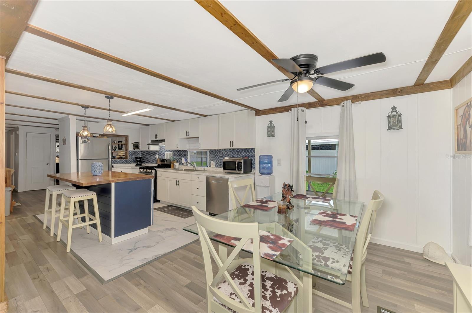 HOLIDAY PARK - Residential