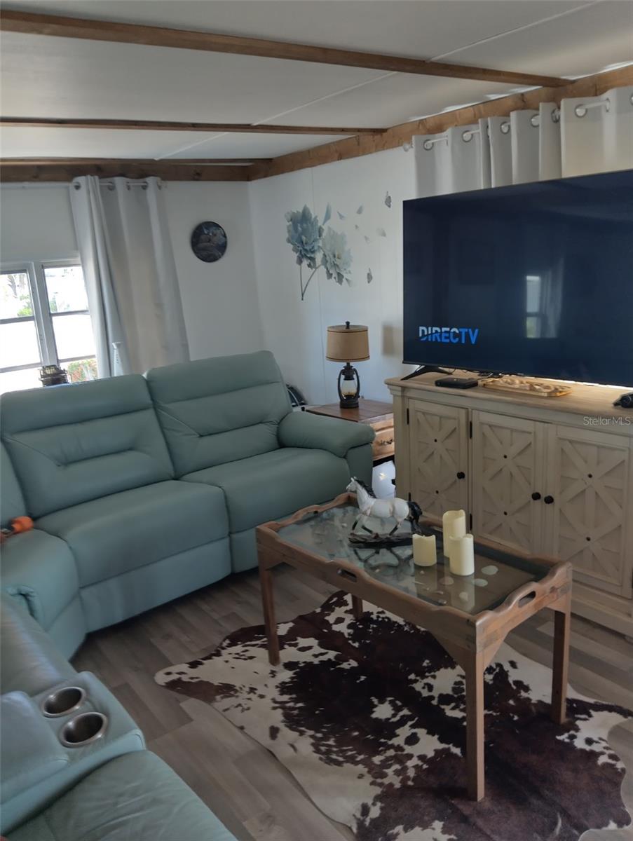 HOLIDAY PARK - Residential