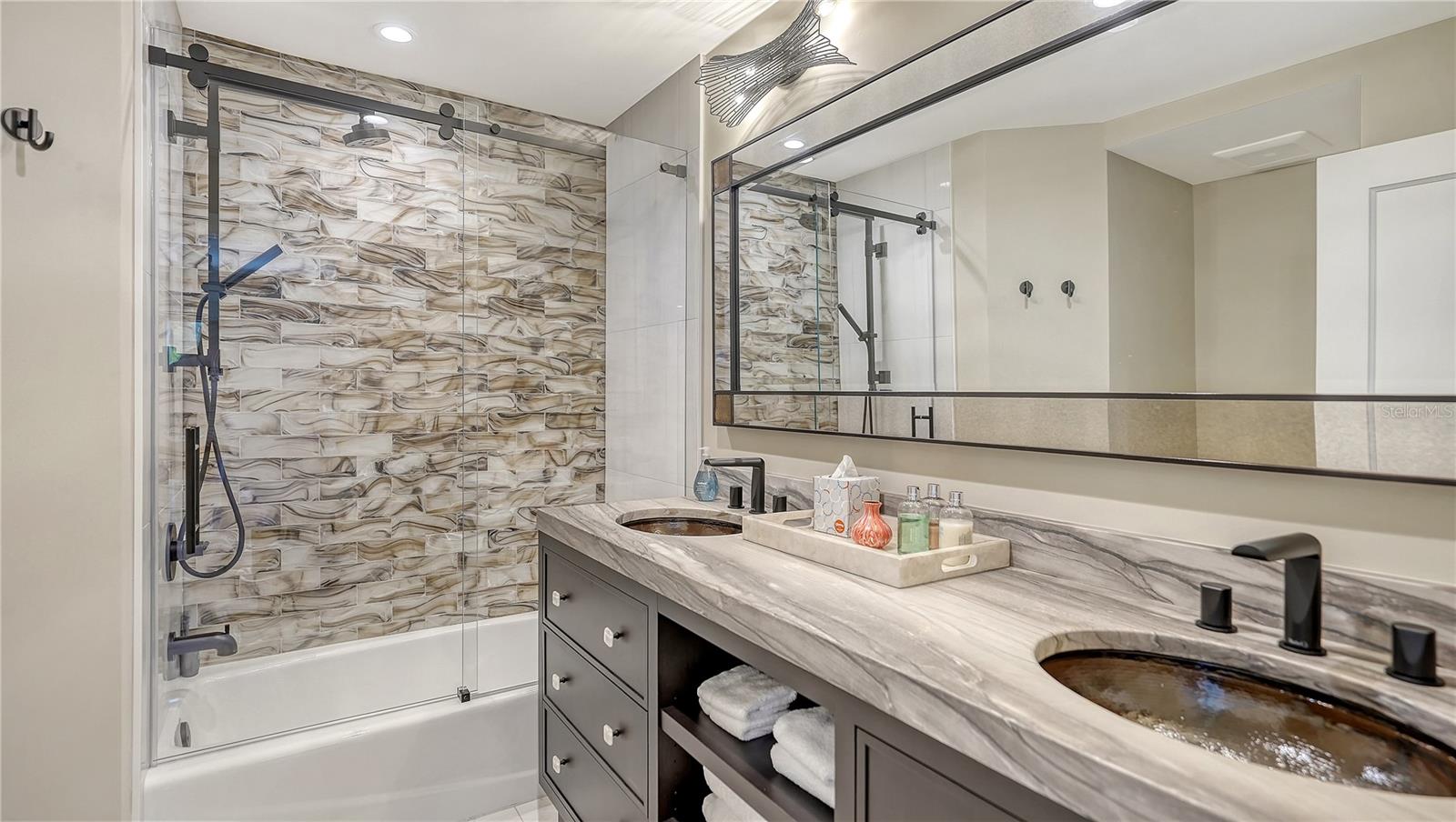 GUTIERREZ REV - Residential