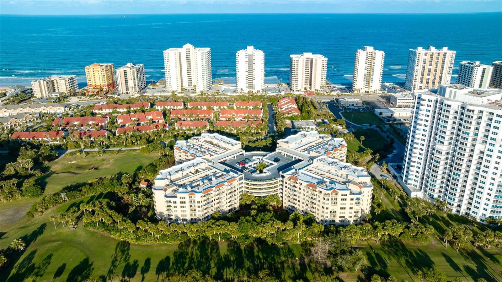 3 OCEANS WEST BOULEVARD 1D6