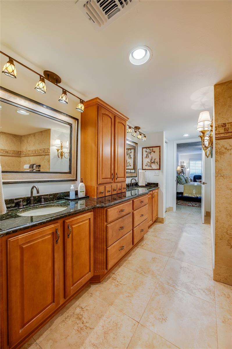 OCEANS CLOVERLEAF CONDO - Residential
