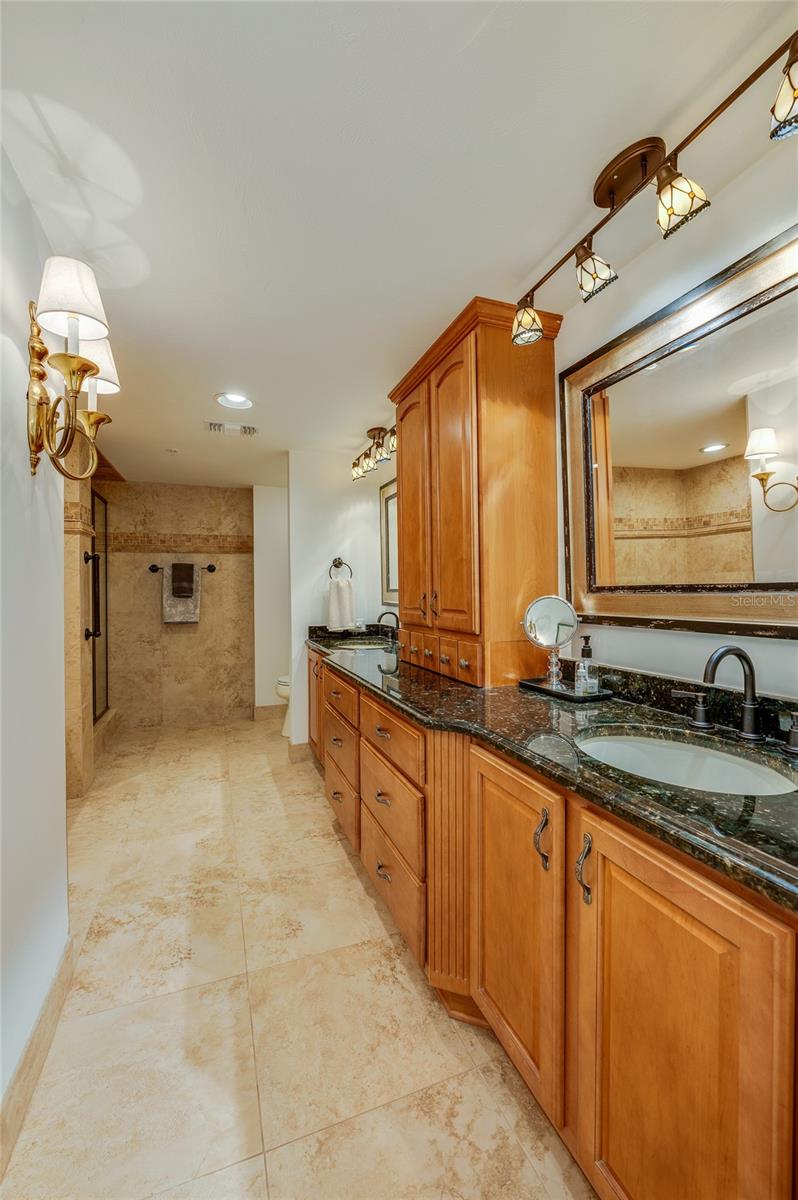 OCEANS CLOVERLEAF CONDO - Residential