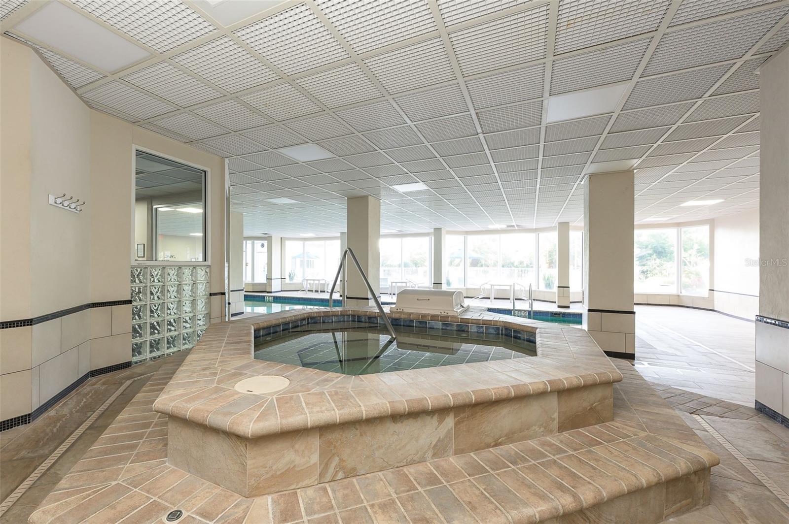 OCEANS CLOVERLEAF CONDO - Residential