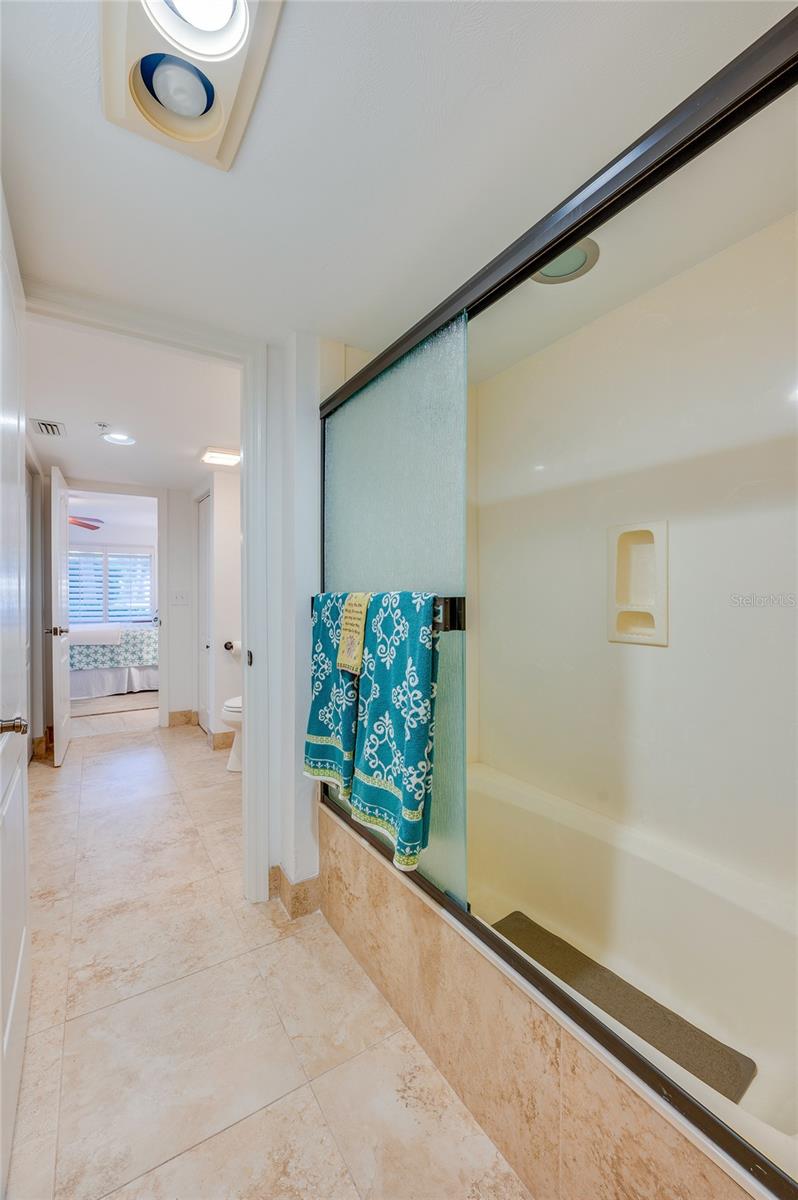 OCEANS CLOVERLEAF CONDO - Residential