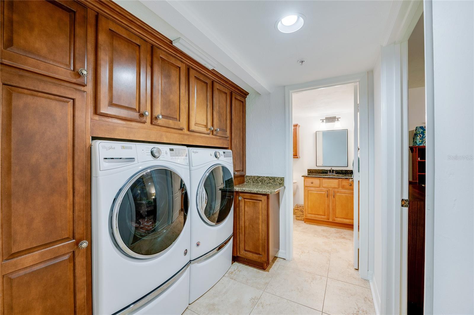 OCEANS CLOVERLEAF CONDO - Residential
