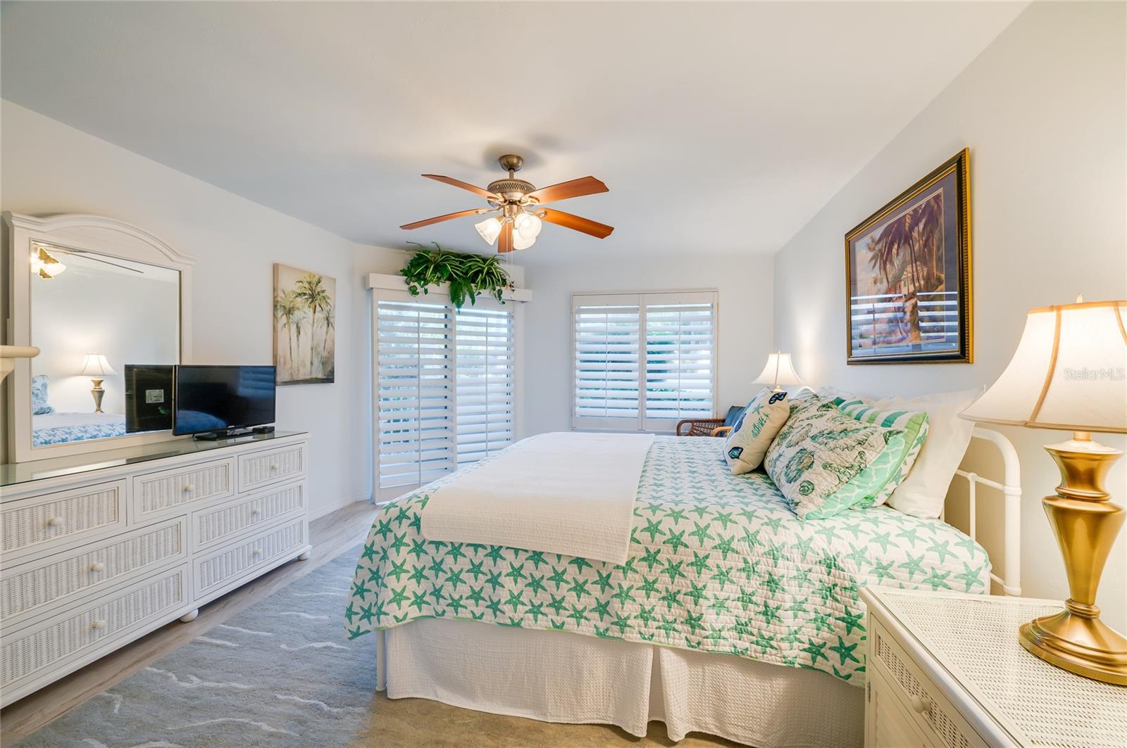 OCEANS CLOVERLEAF CONDO - Residential