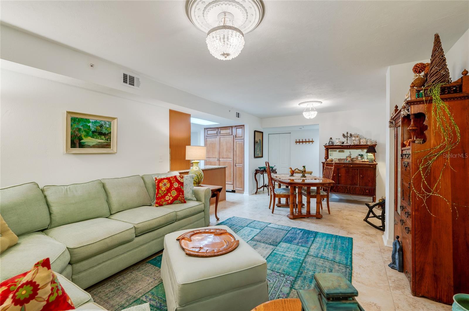 OCEANS CLOVERLEAF CONDO - Residential