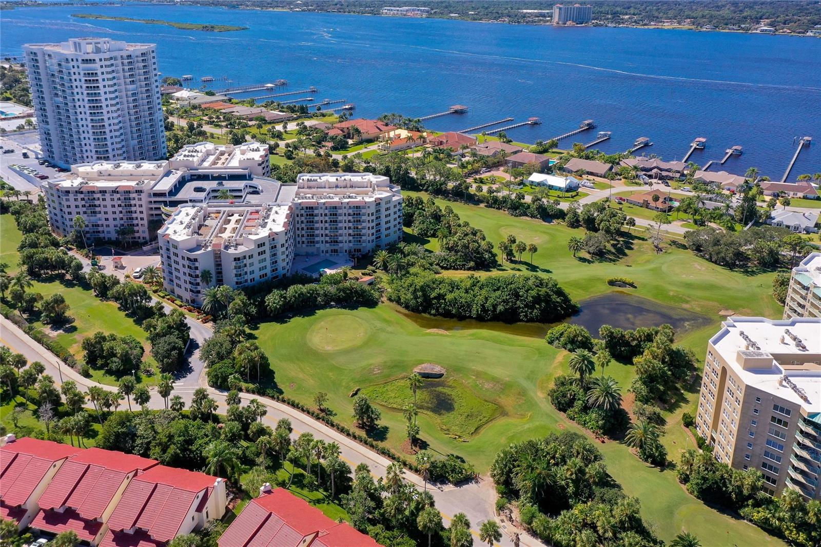 OCEANS CLOVERLEAF CONDO - Residential