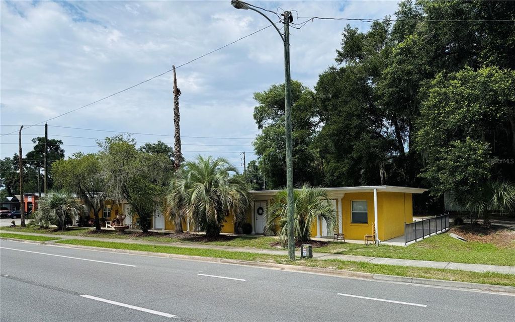 Photo of 4851 Us Highway 17 Highway, De Leon Springs, FL 32130 (MLS # V4949428)