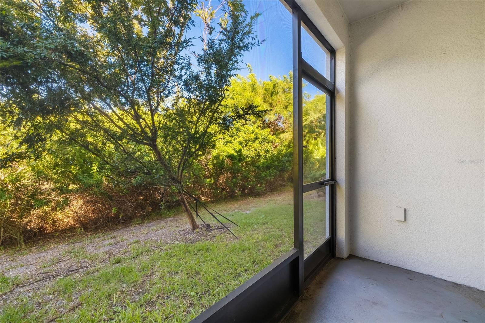 GLENCOVE AT BAY PARK - Residential Lease