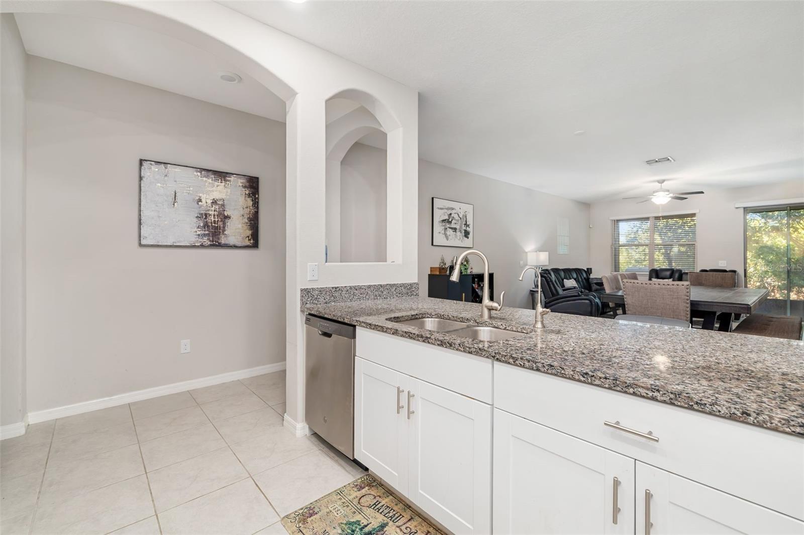 GLENCOVE AT BAY PARK - Residential Lease