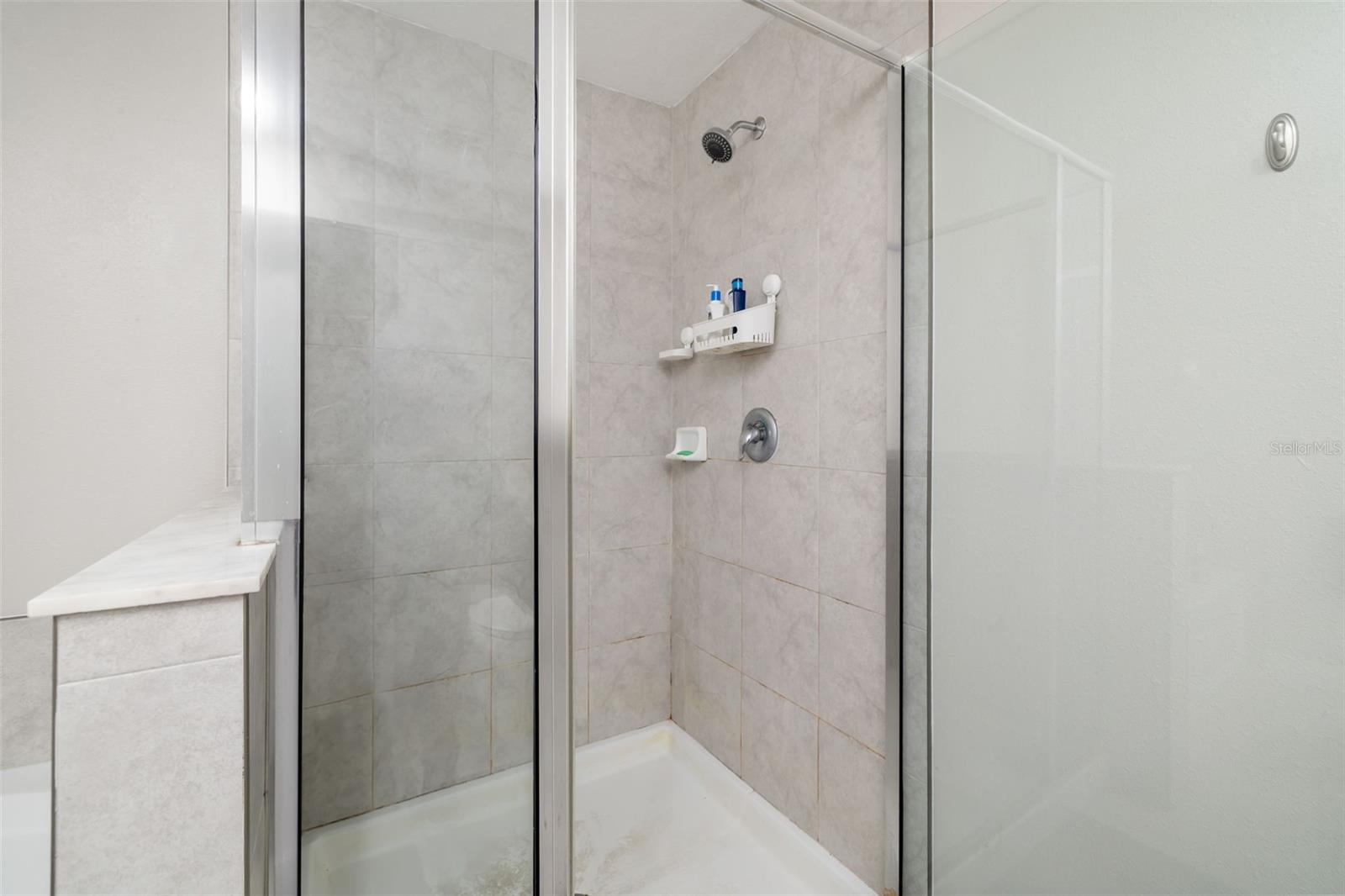 GLENCOVE AT BAY PARK - Residential Lease