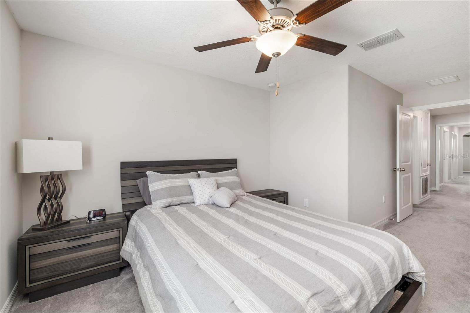 GLENCOVE AT BAY PARK - Residential Lease