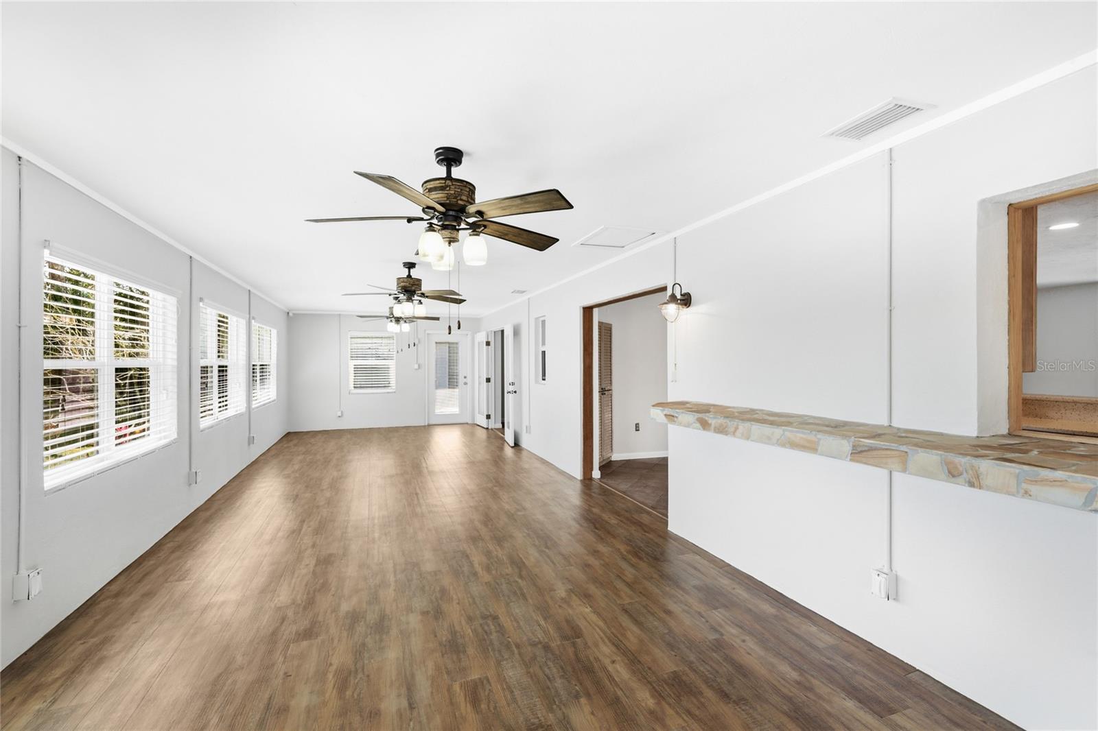 RESTFUL PINES - Residential Lease