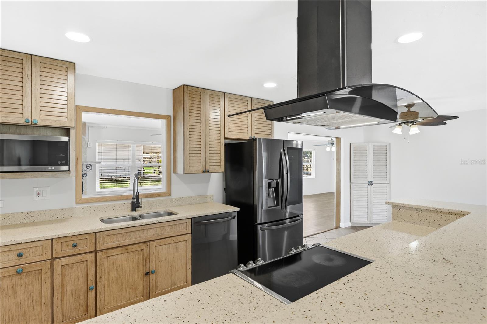 RESTFUL PINES - Residential Lease