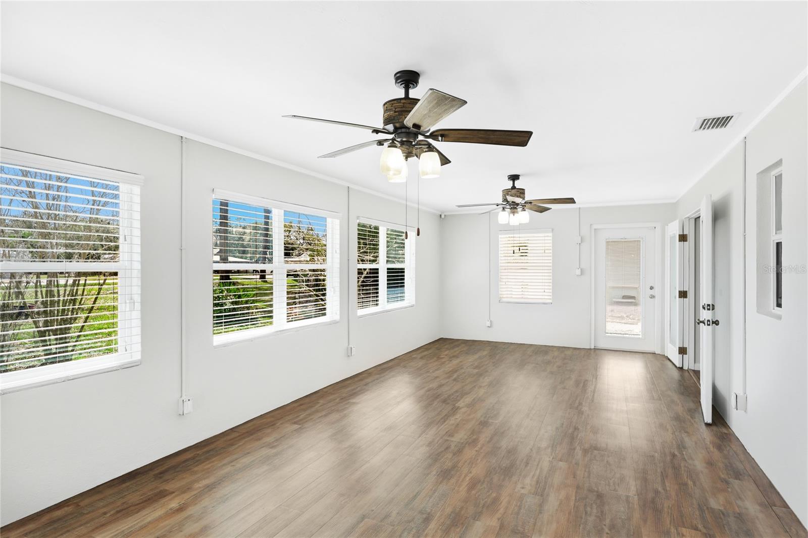 RESTFUL PINES - Residential Lease