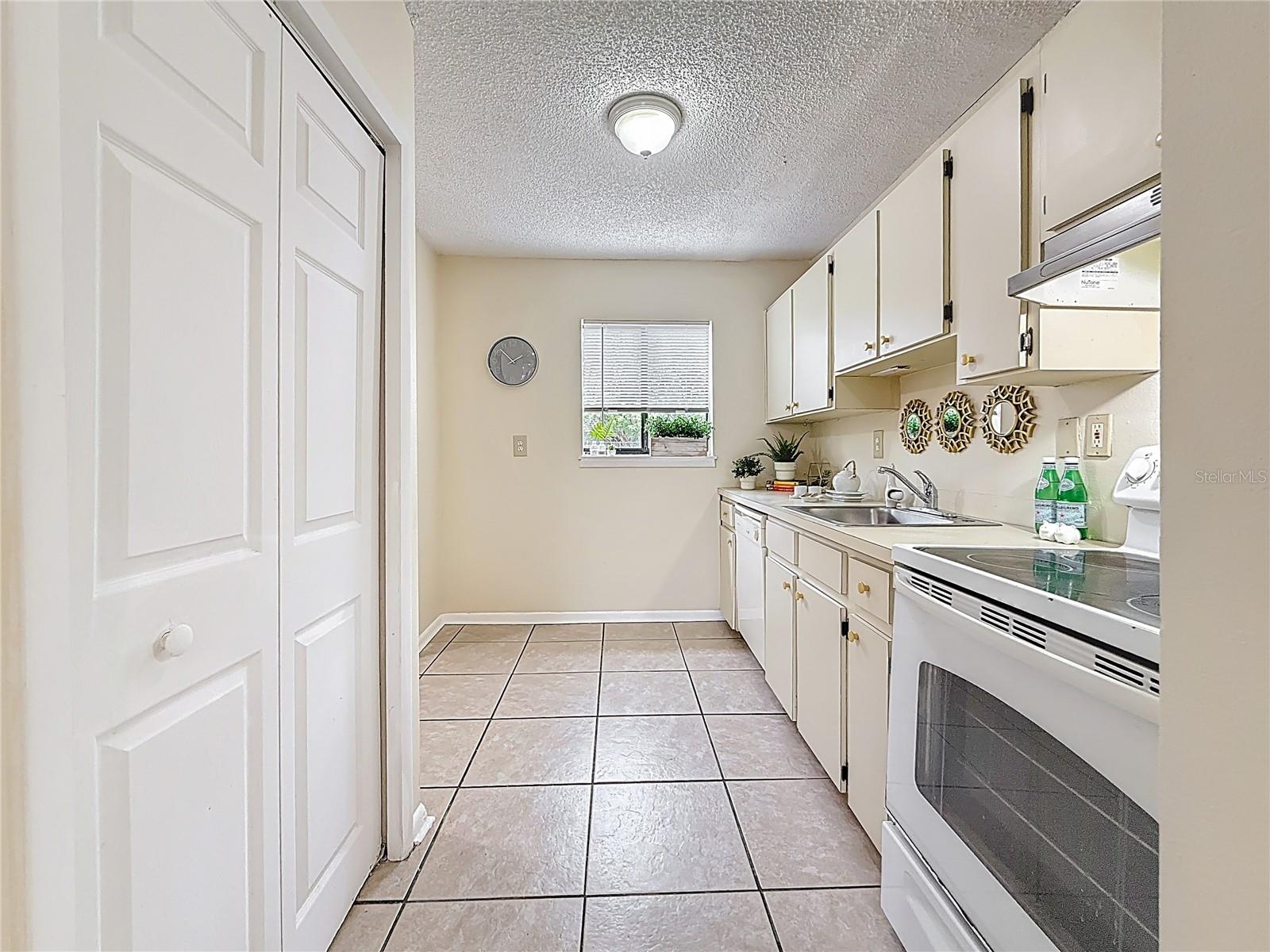 CHELSEA MEADOWS A CONDO - Residential