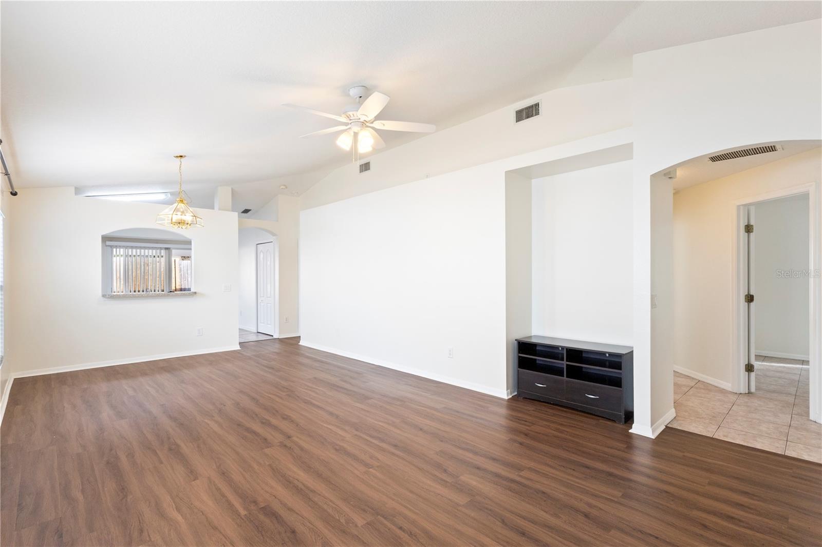 CROSS CREEK PRCL M PH 3B - Residential