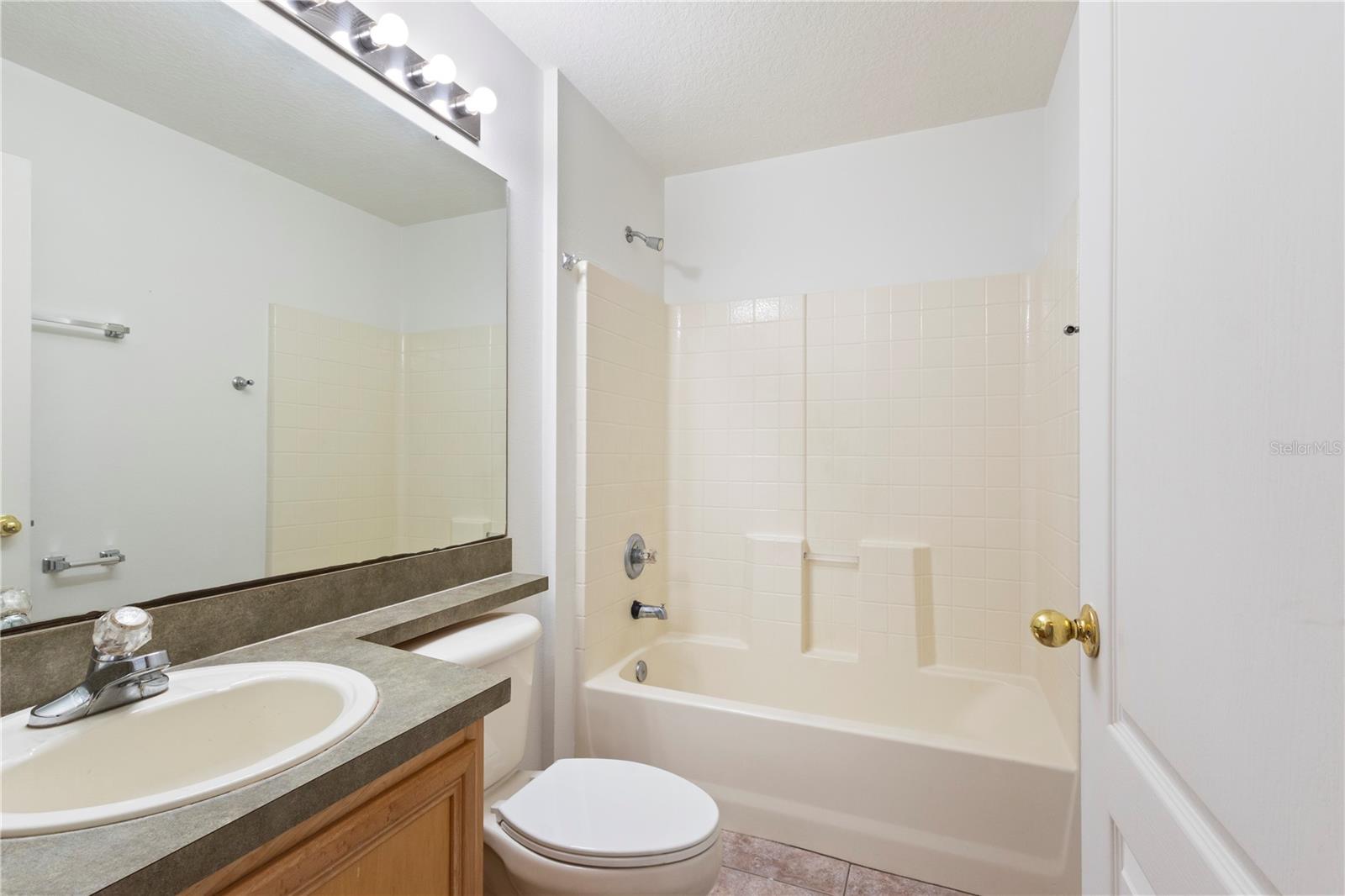 CROSS CREEK PRCL M PH 3B - Residential